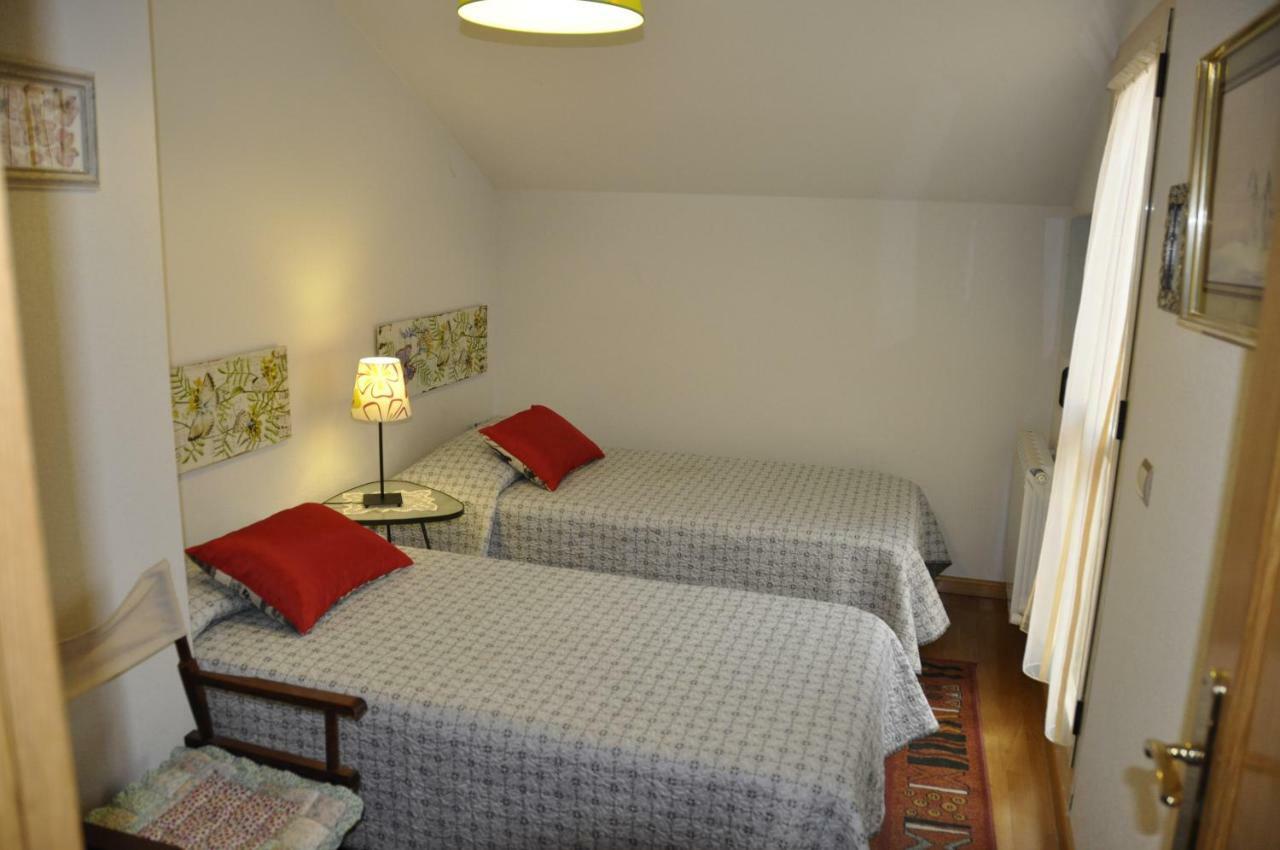 Alameda Del Tormes Apartment Санта Марта де Тормес Екстериор снимка
