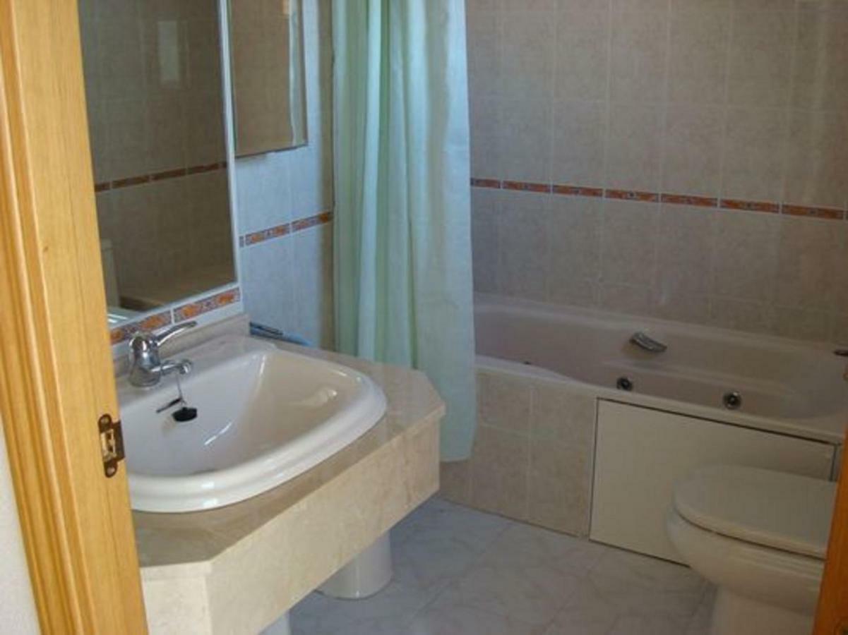 Alameda Del Tormes Apartment Санта Марта де Тормес Екстериор снимка